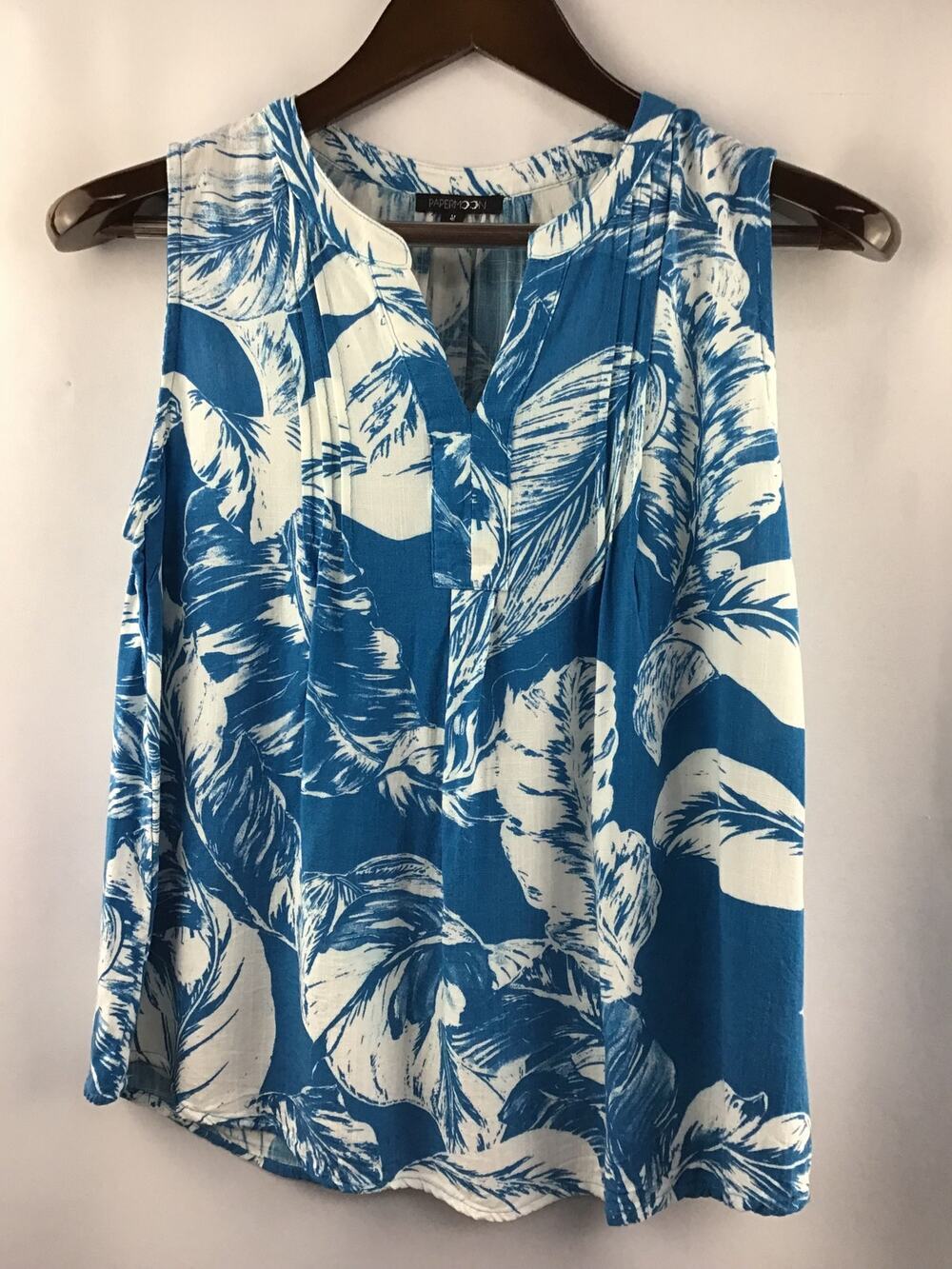 Women’s Paper Moon Sleeveless Top Size M